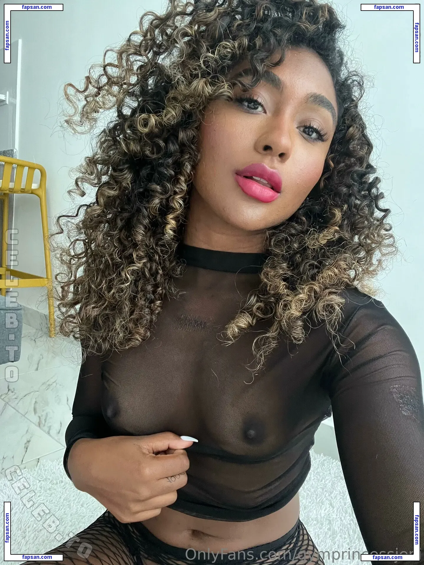 SavannahRoseOfficial nude photo #0019 from OnlyFans