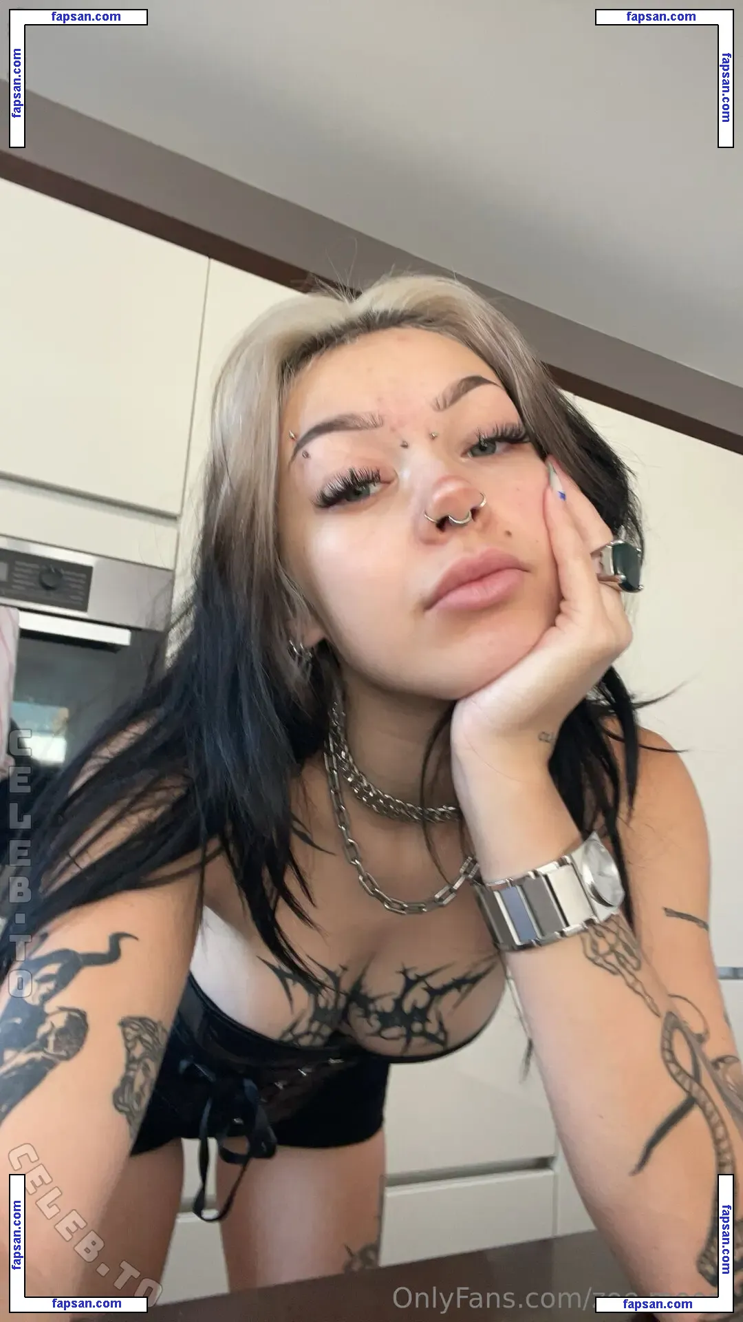 SavannahSchwarz nude photo #0006 from OnlyFans