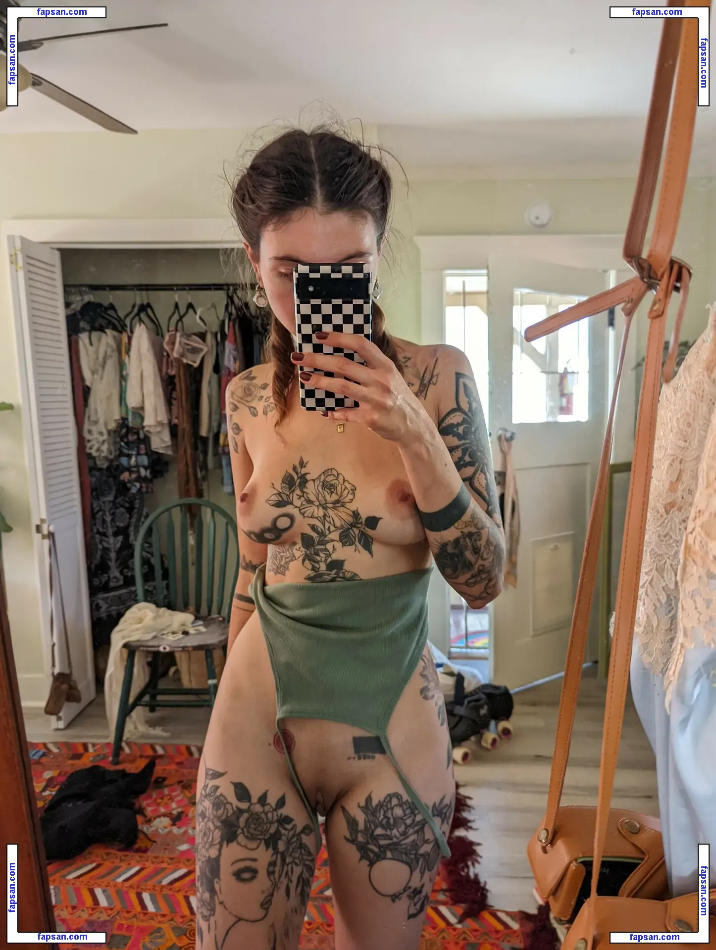 Sawyer Croft голая фото #0026 с Онлифанс