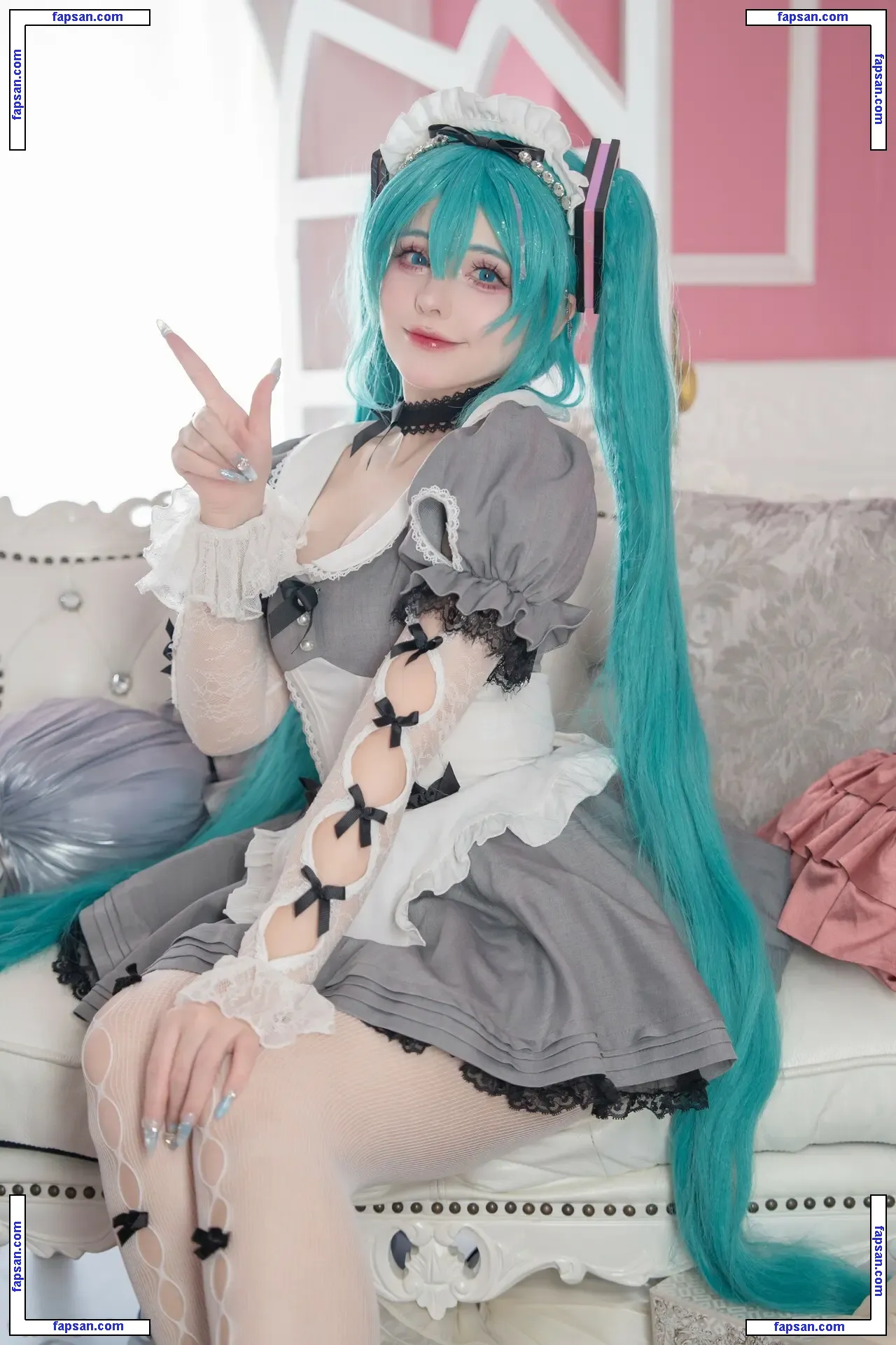 Saya Scarlet nude photo #0312 from OnlyFans