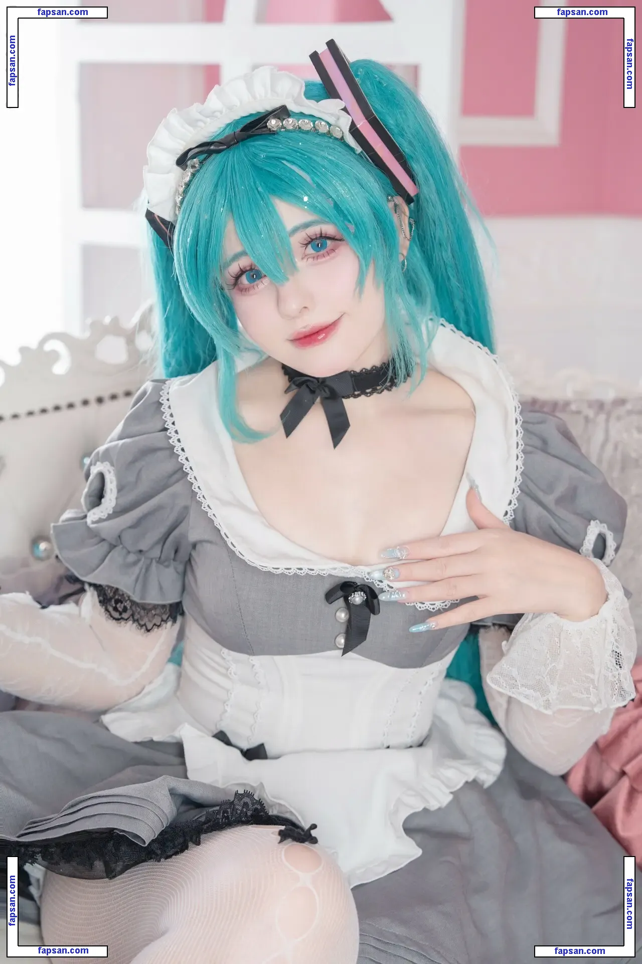 Saya Scarlet nude photo #0313 from OnlyFans