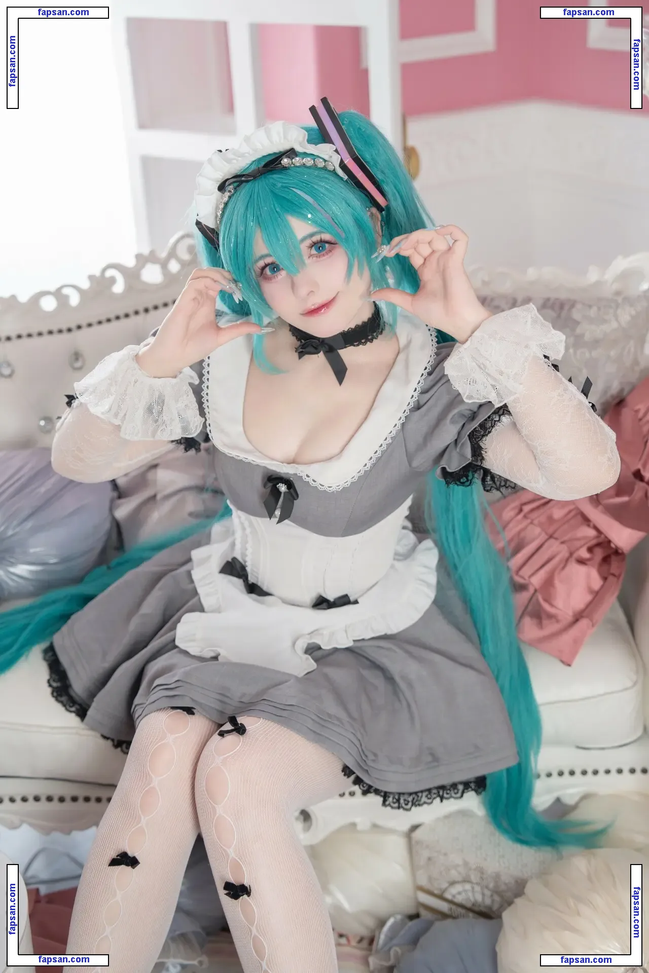 Saya Scarlet nude photo #0314 from OnlyFans