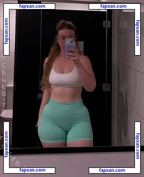 sayamyee nude photo #0005 from OnlyFans