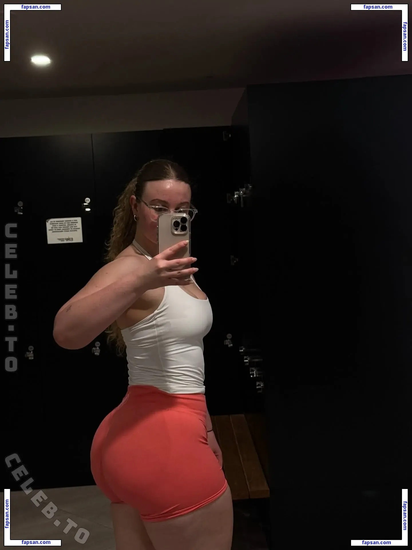 sayamyee nude photo #0006 from OnlyFans