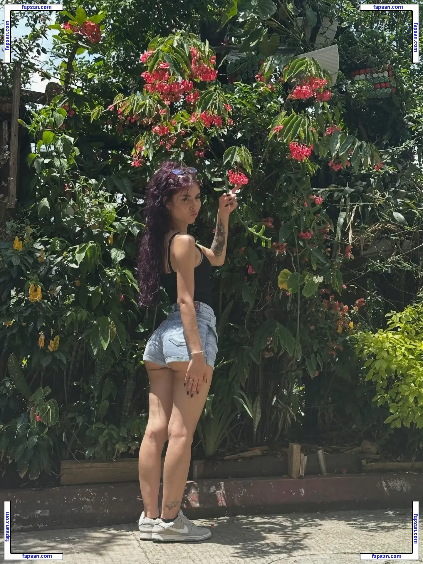 Sayita.15 голая фото #0005 с Онлифанс