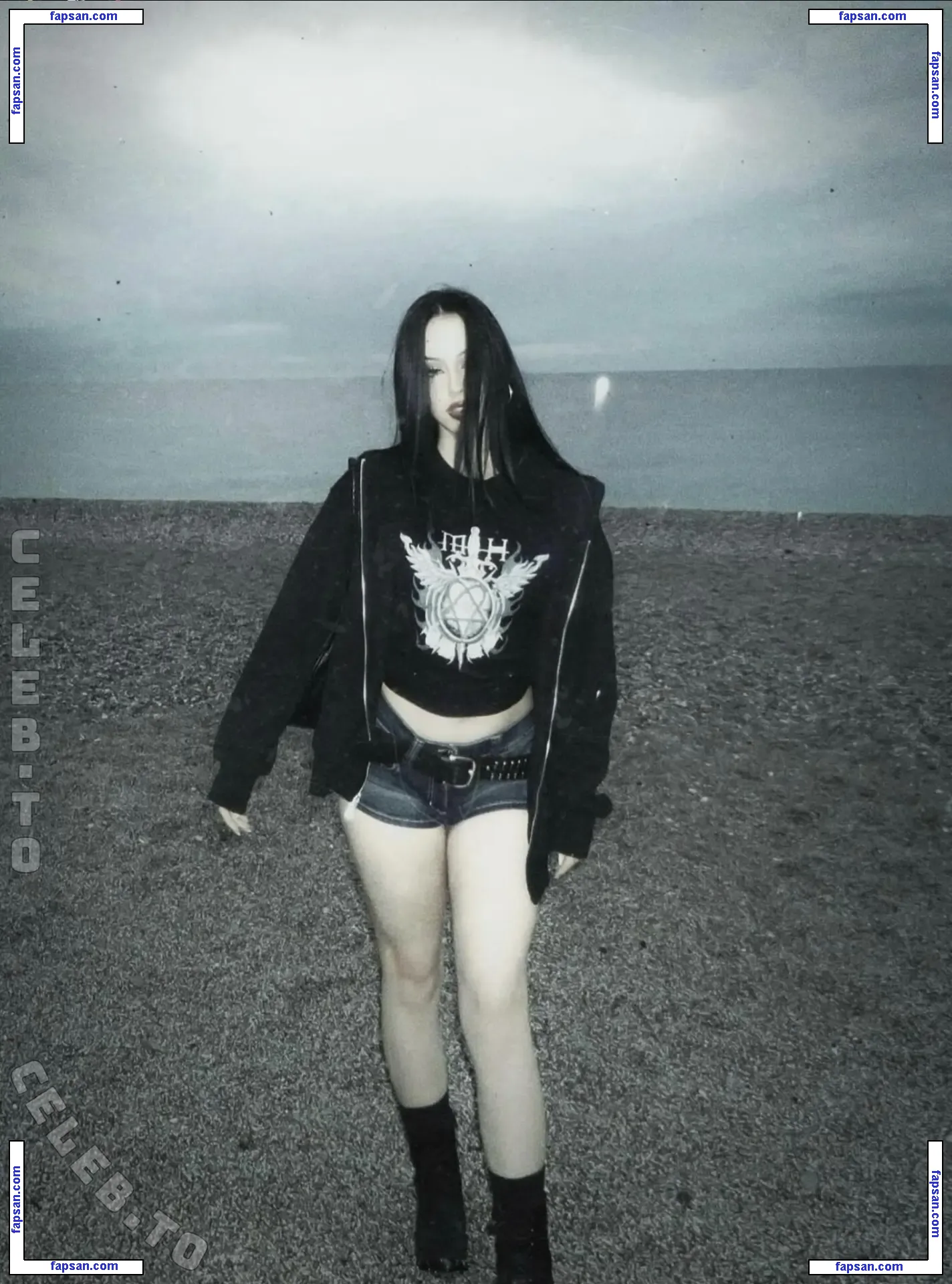 saynaacl голая фото #0001 с Онлифанс