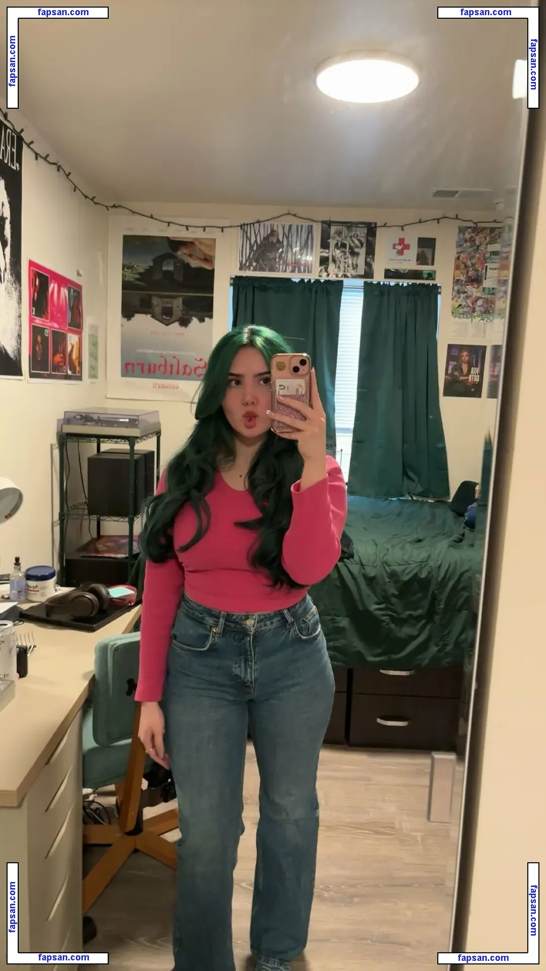 sc4rdev голая фото #0013 с Онлифанс