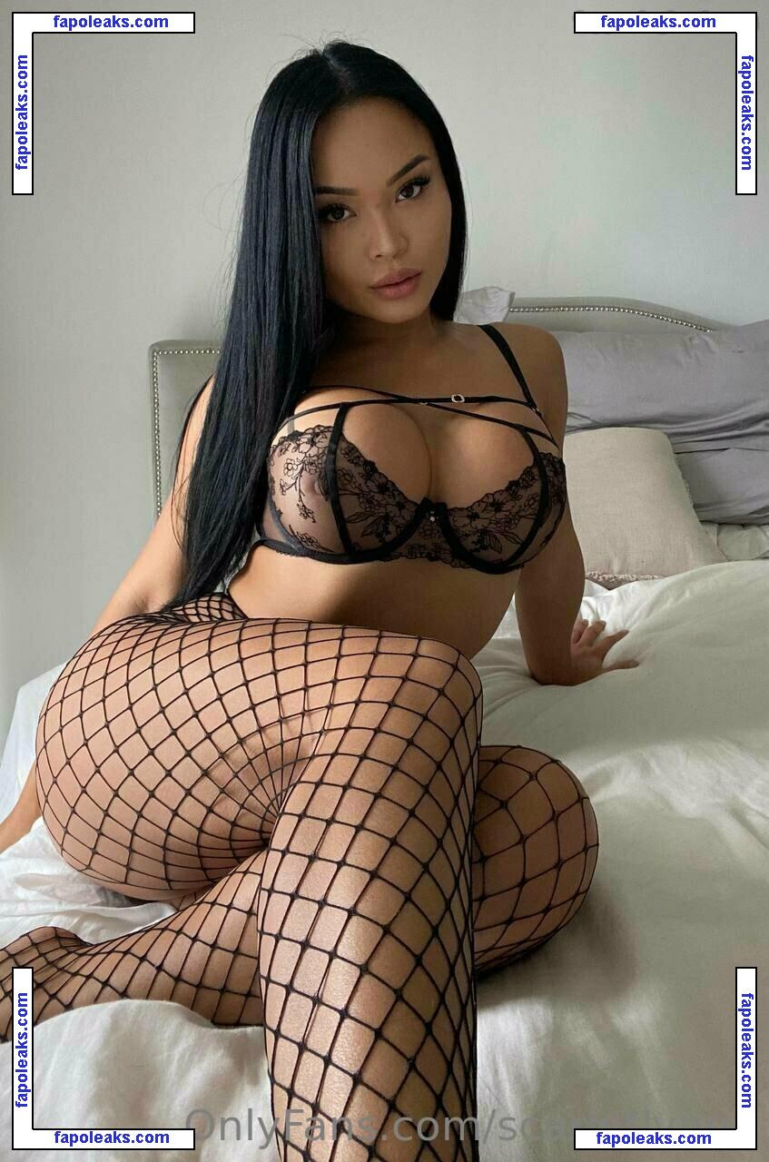 scarletlyone / scarletcentrefold nude photo #0046 from OnlyFans