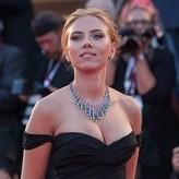 Scarlett Johansson голая #1697