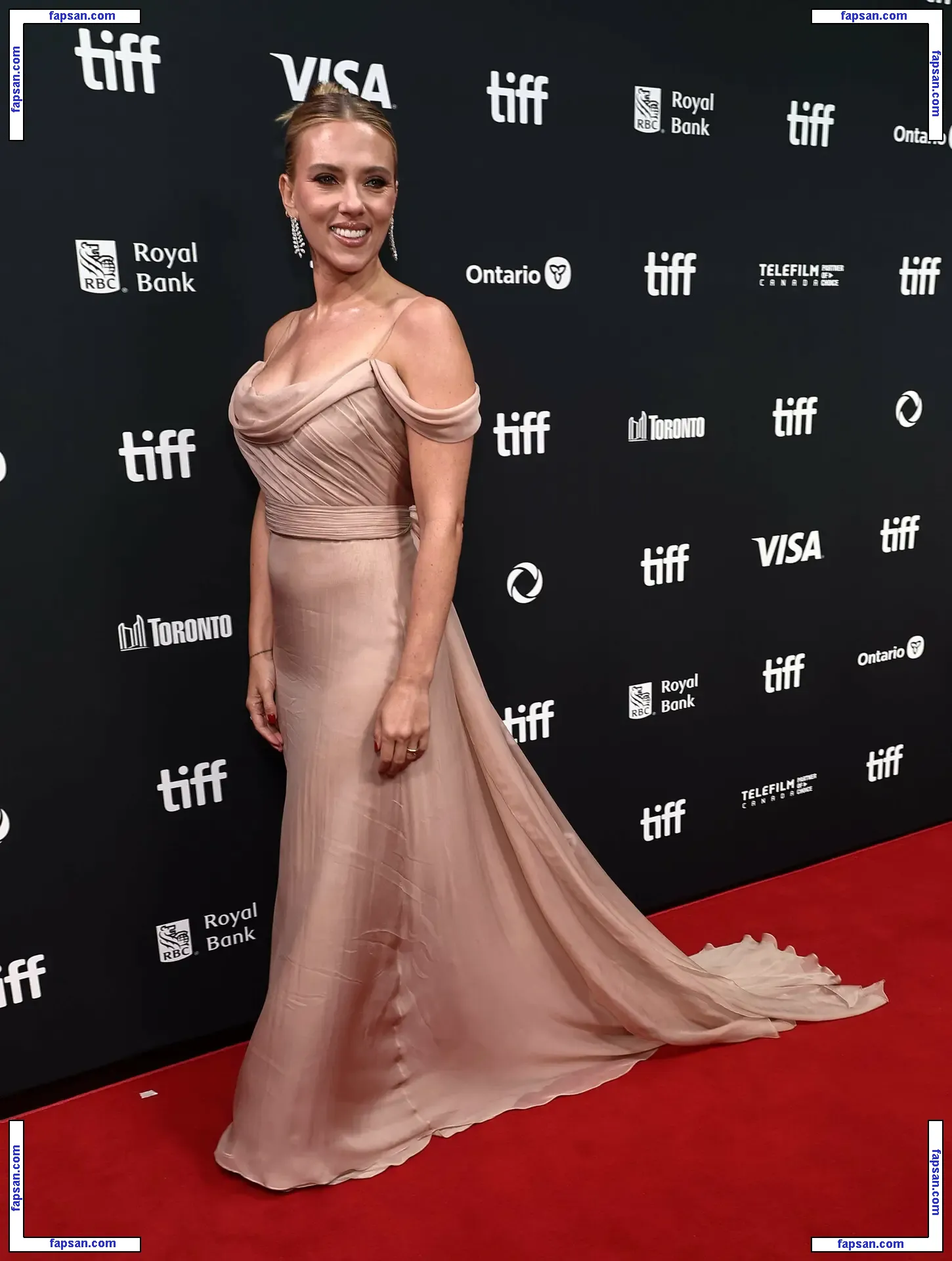 Scarlett Johansson nude photo #3905 from OnlyFans