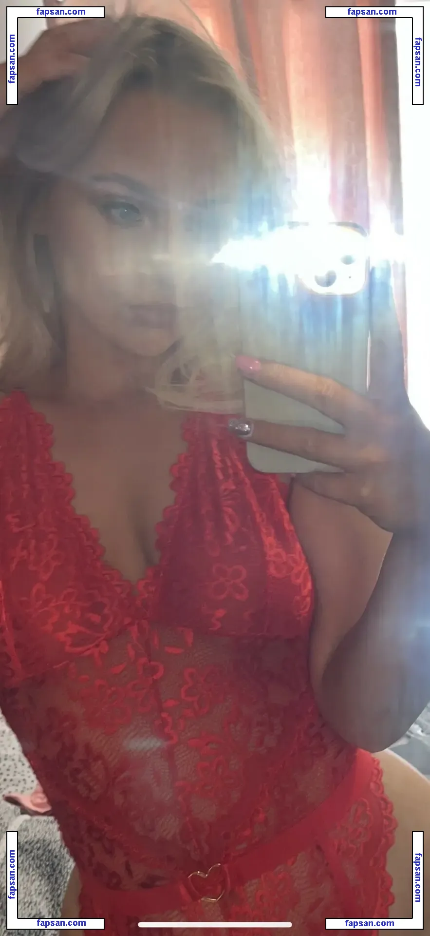 Scouselilyx nude photo #0003 from OnlyFans