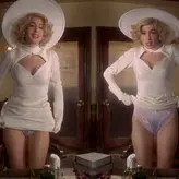 Sean Young голая #0055