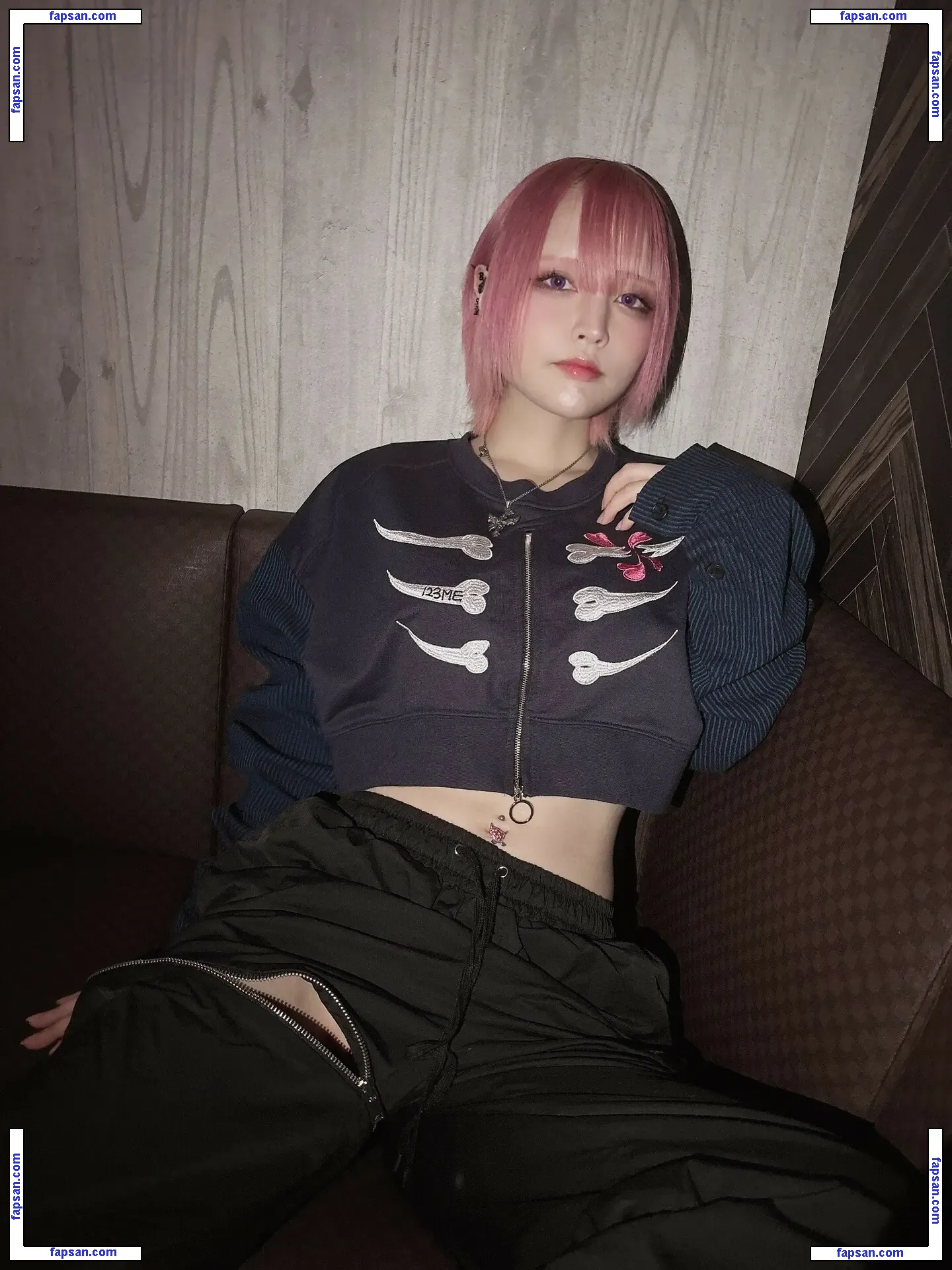 secretUoxoU nude photo #0018 from OnlyFans