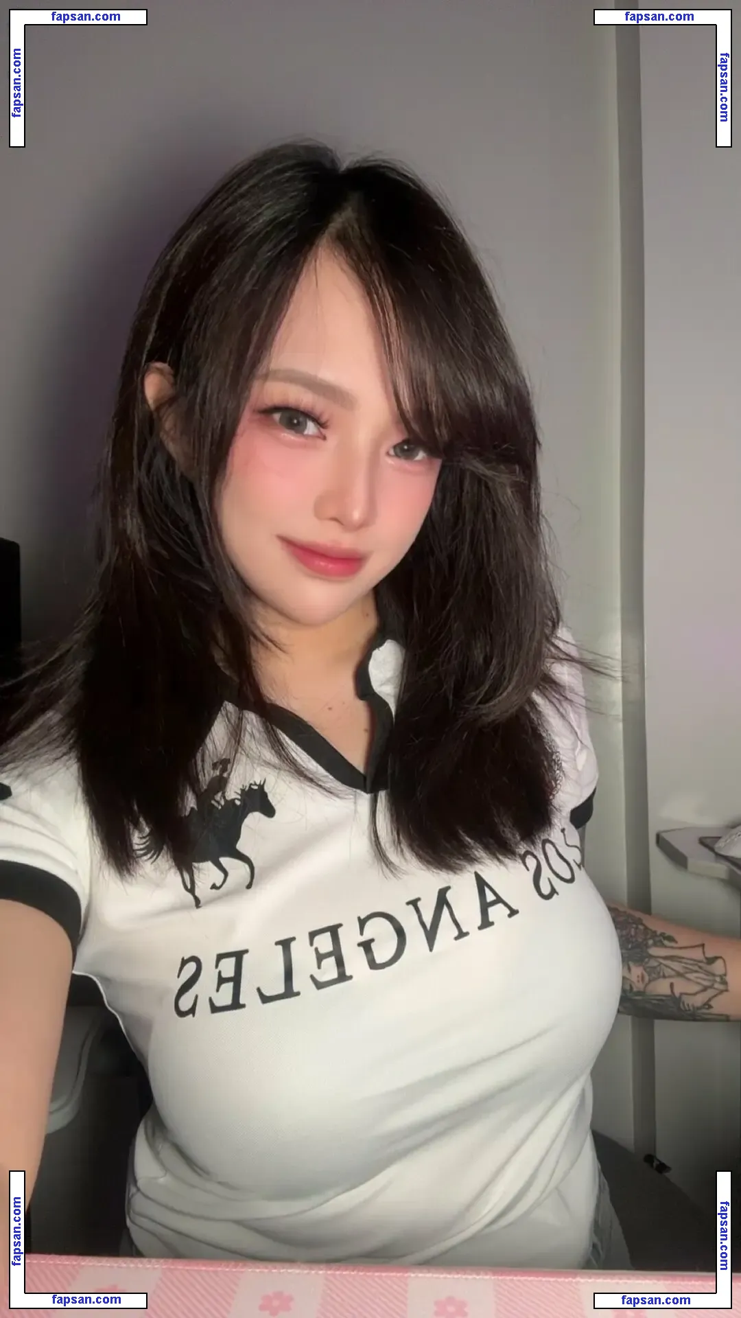 Seikarawr голая фото #0014 с Онлифанс