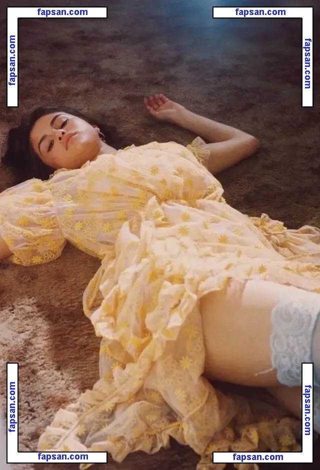 Selena Gomez nude photo #0168 from OnlyFans