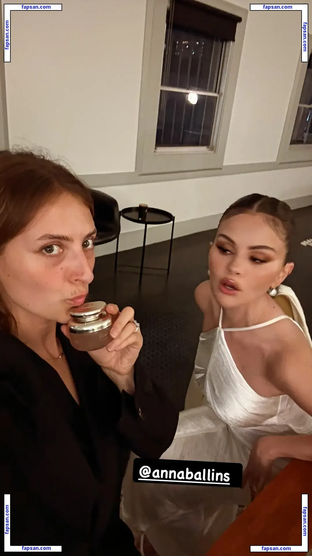 Selena Gomez nude photo #0282 from OnlyFans