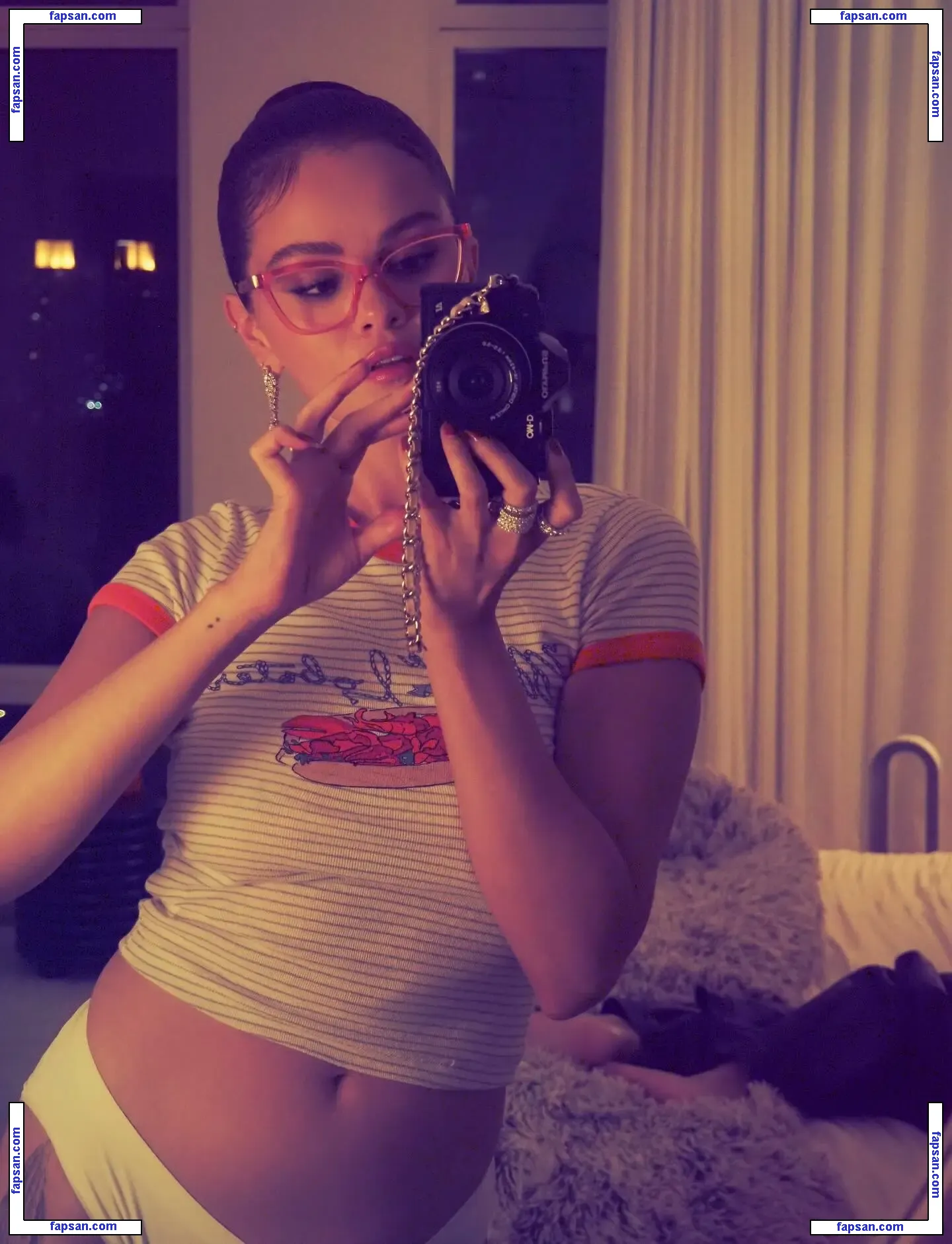 Selena Gomez nude photo #0297 from OnlyFans
