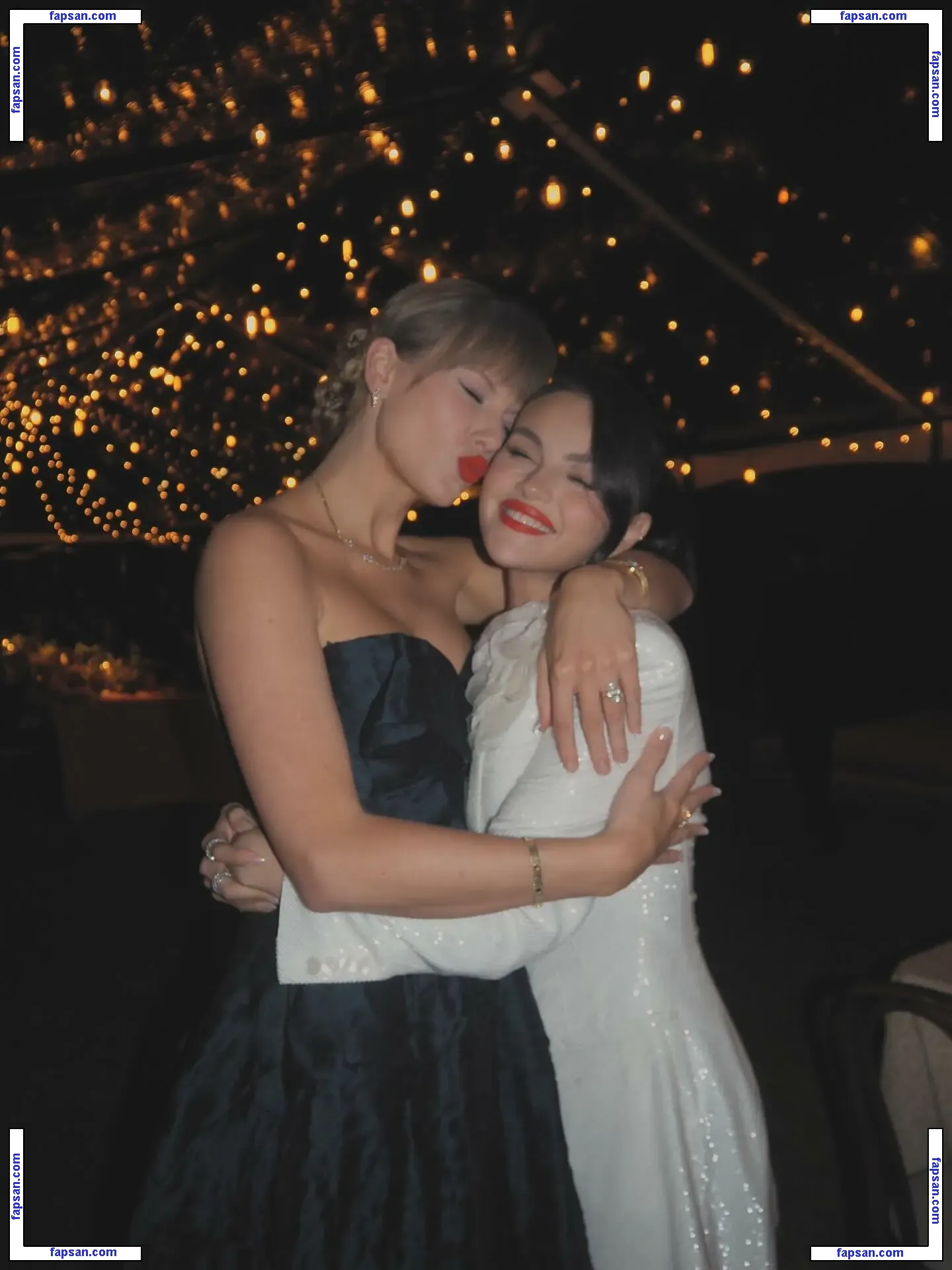 Selena Gomez nude photo #0320 from OnlyFans