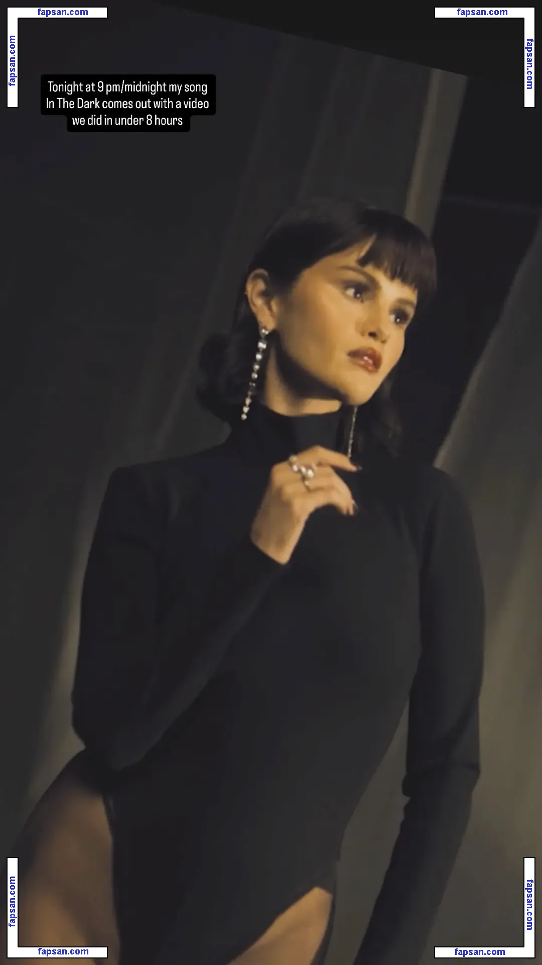 Selena Gomez nude photo #0322 from OnlyFans