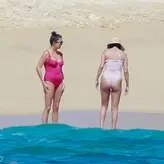 Selena Gomez nude #0390