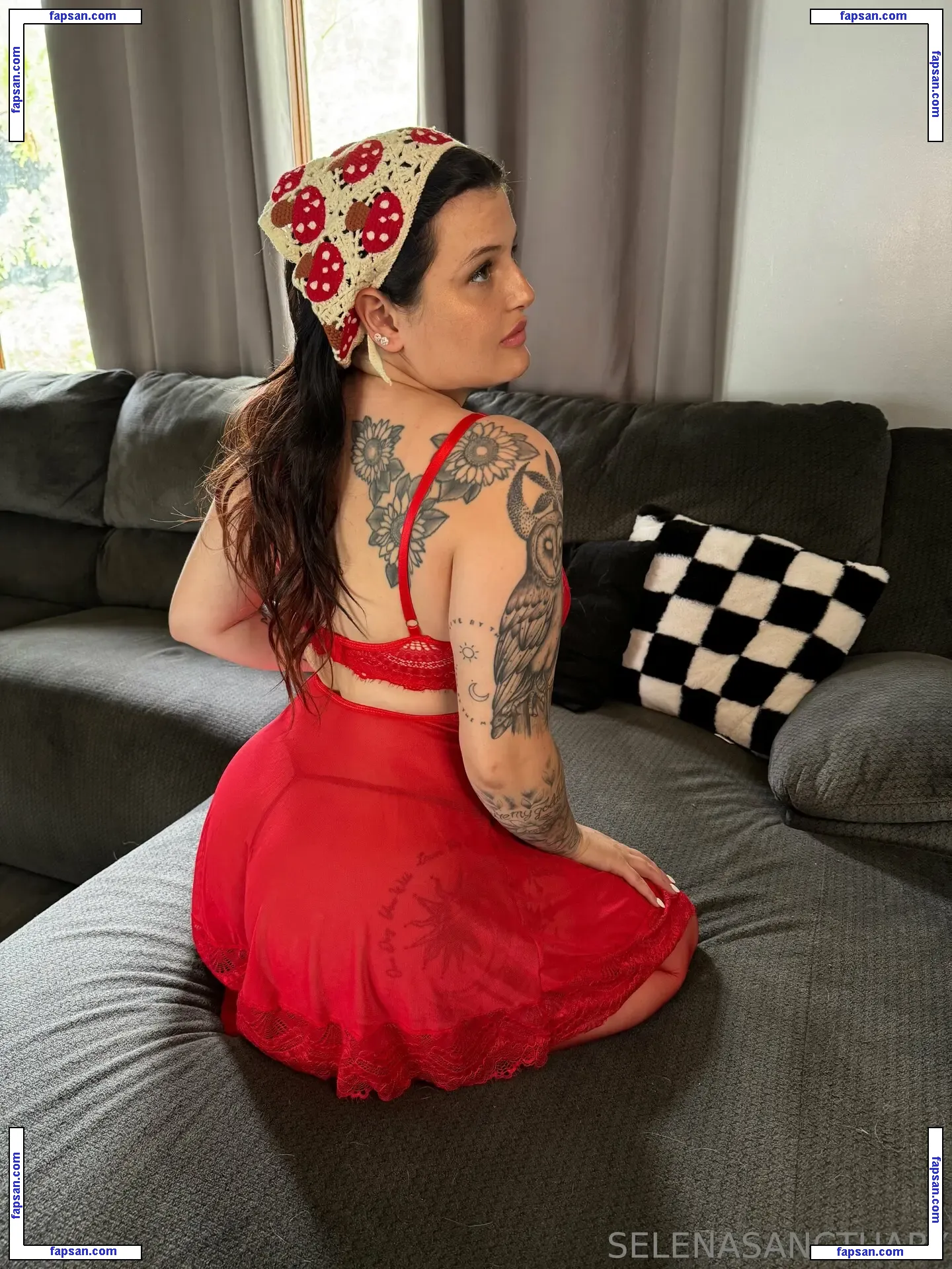selenassanctuary nude photo #0001 from OnlyFans