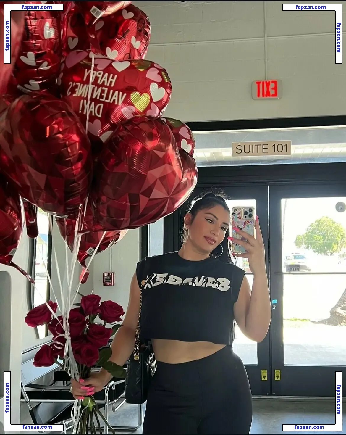 selenaxadams nude photo #0004 from OnlyFans