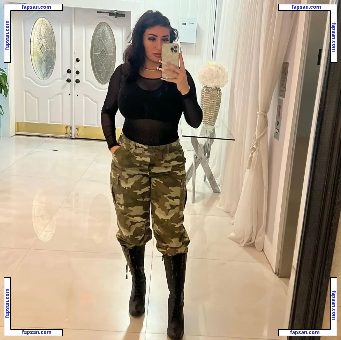 selenaxadams nude photo #0013 from OnlyFans