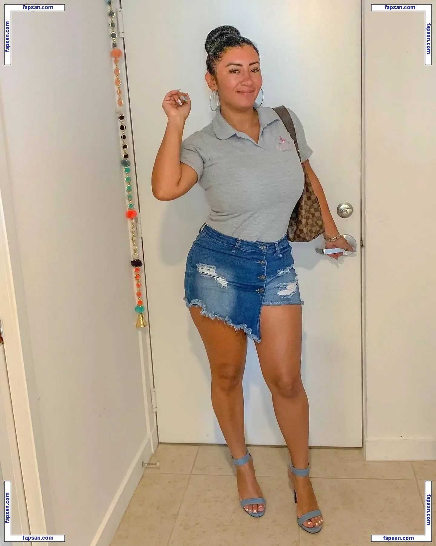 selenaxadams nude photo #0022 from OnlyFans