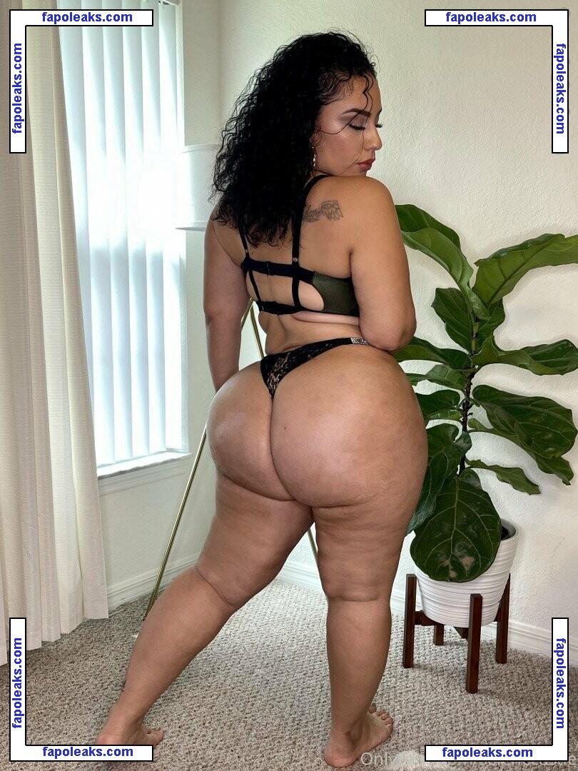 Selene Castle / castle_selene / iamselenecastle / selenecastle nude photo #0007 from OnlyFans