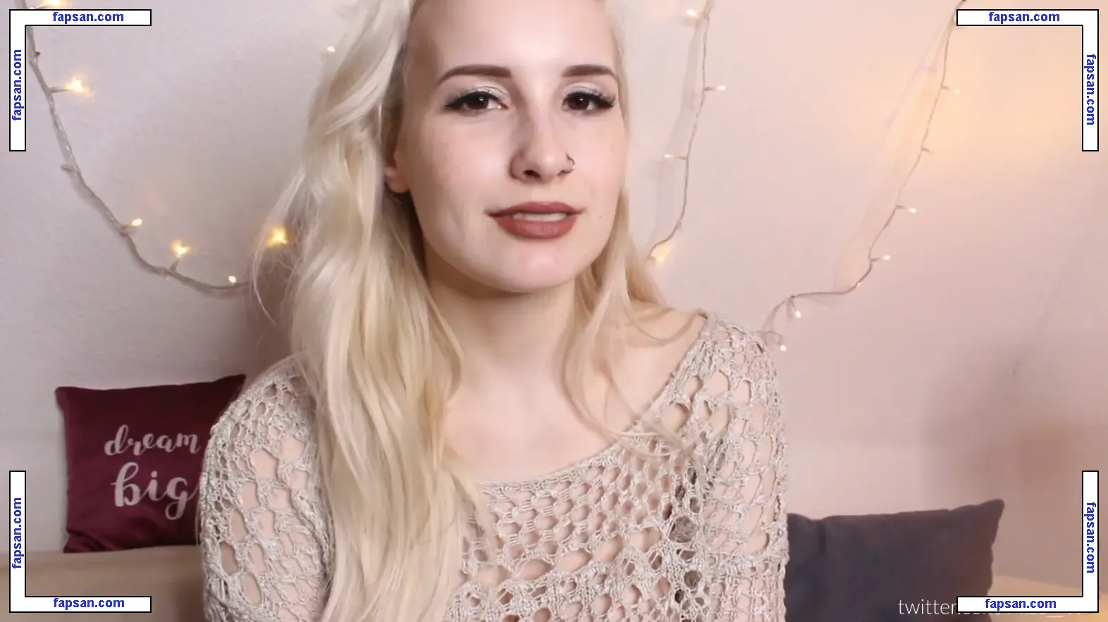 selenerey голая фото #0019 с Онлифанс