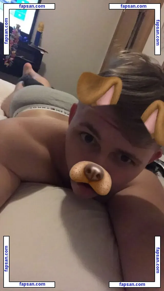 selfiejesus nude photo #0010 from OnlyFans