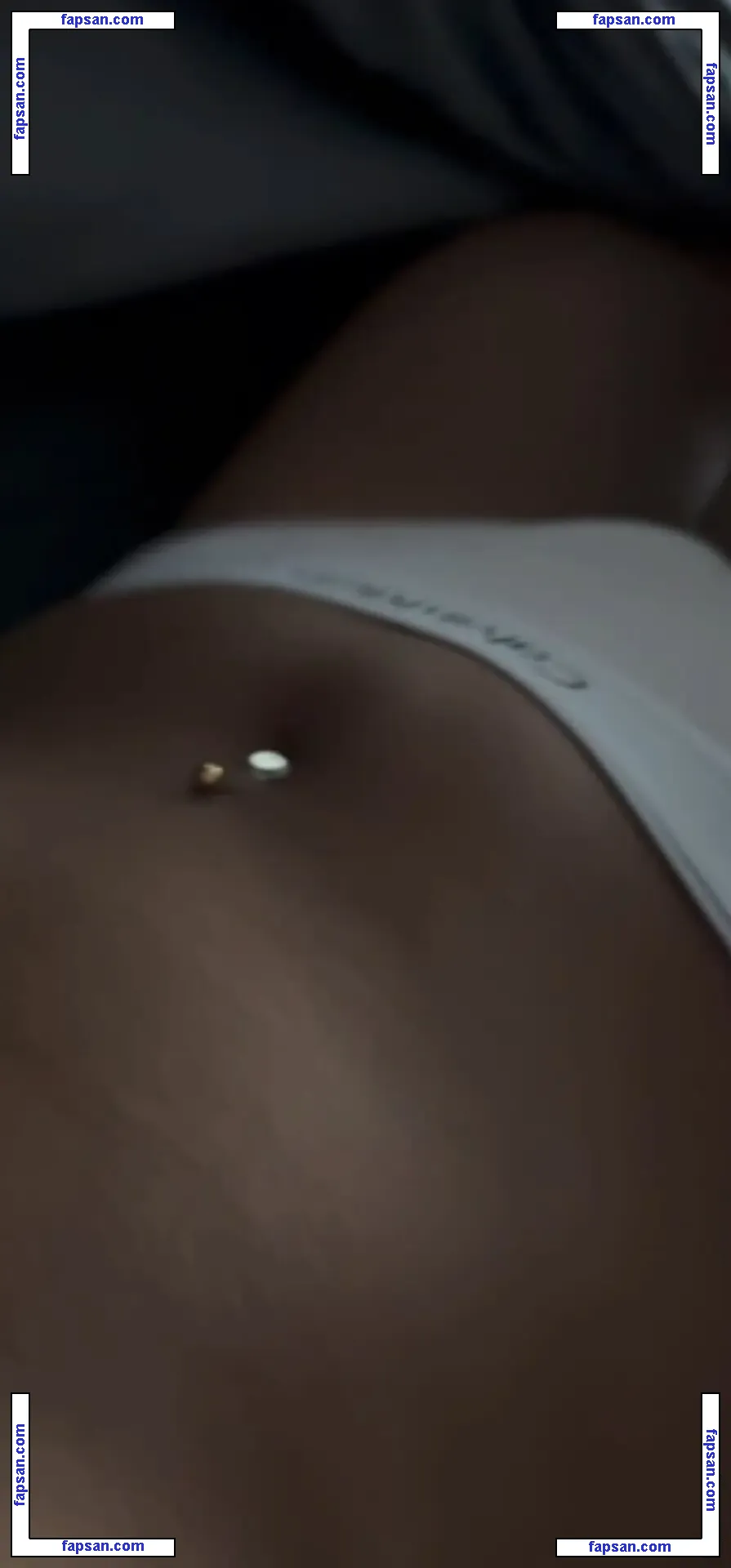 Selin Yalim голая фото #0003 с Онлифанс