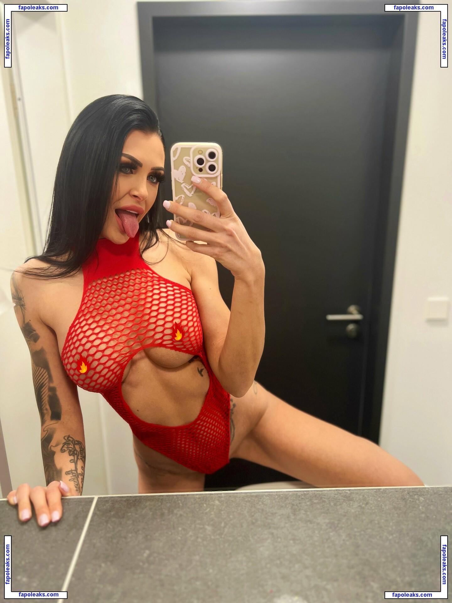 Selina Fox / selinafox_official nude photo #0059 from OnlyFans