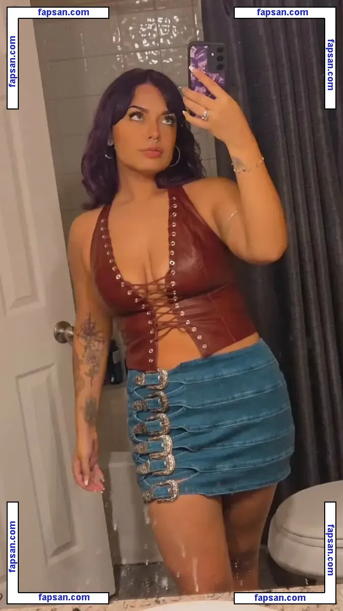 Selinaxmarie nude photo #0003 from OnlyFans