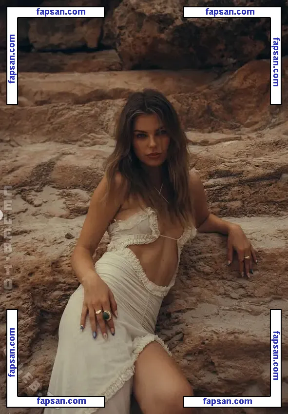 Selma May nude photo #0044 from OnlyFans