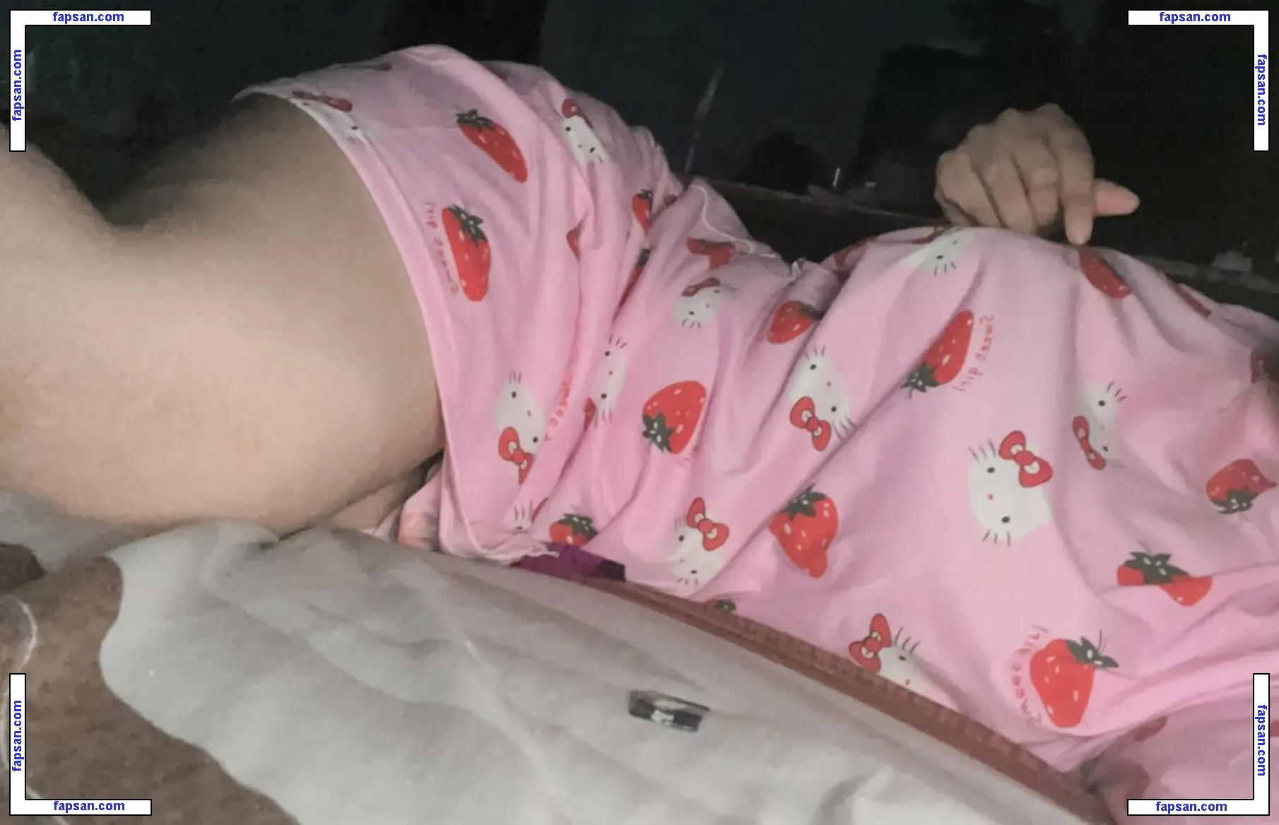 seraphiemeral nude photo #0027 from OnlyFans