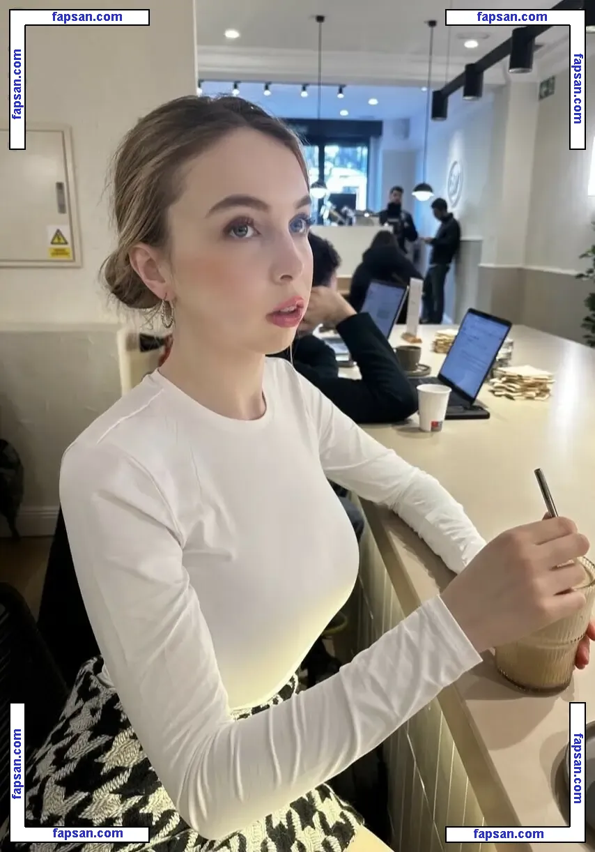 Serena Skybourne голая фото #0053 с Онлифанс