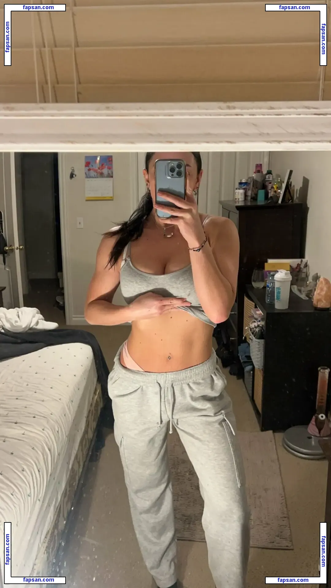 serena.stone.of nude photo #0004 from OnlyFans