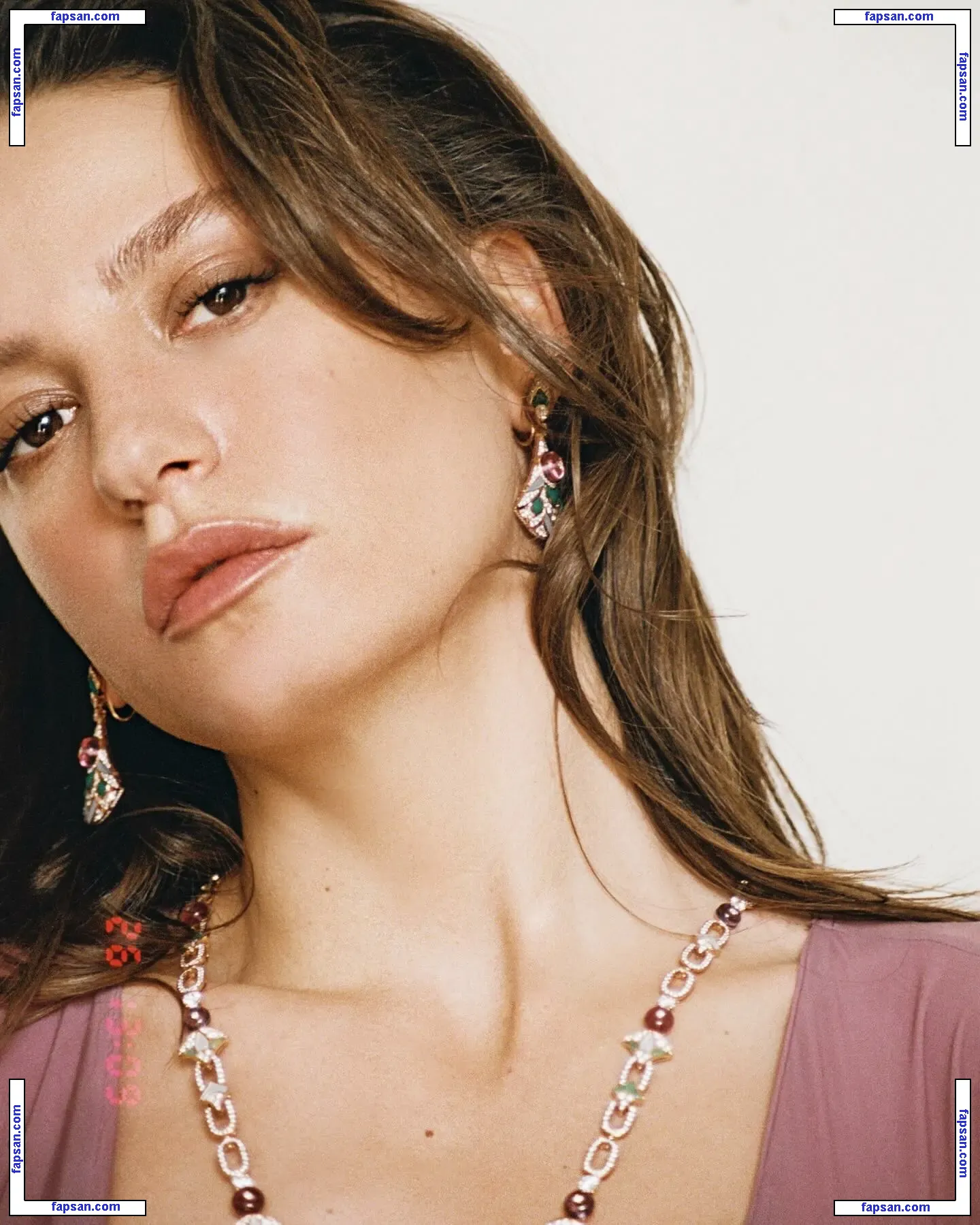 Serenay Sarıkaya nude photo #0008 from OnlyFans