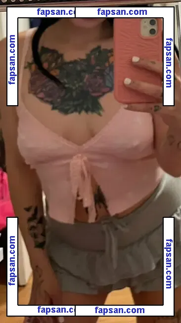 serenitysapphire808 nude photo #0031 from OnlyFans