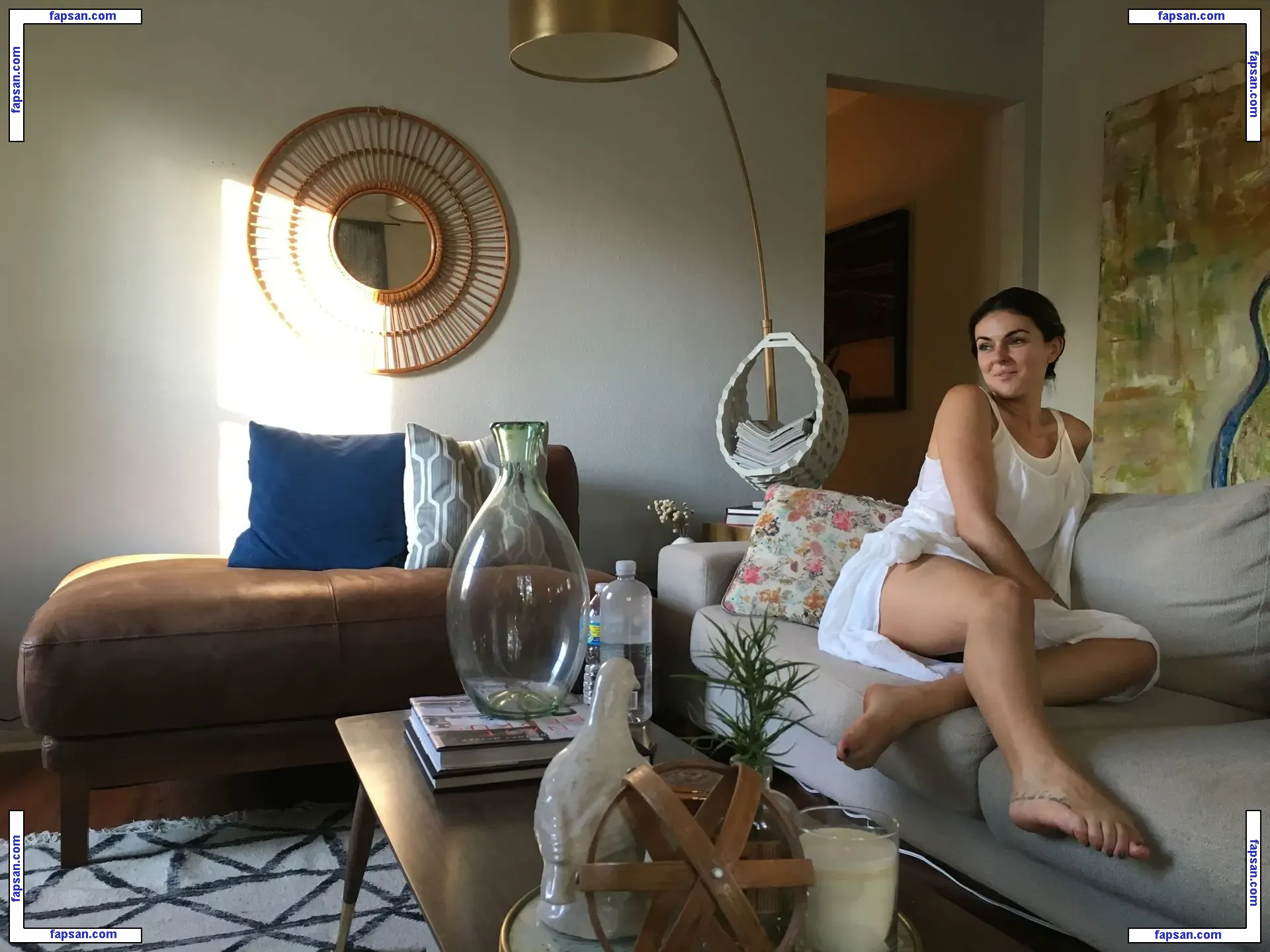 Serinda Swan nude photo #0407 from OnlyFans
