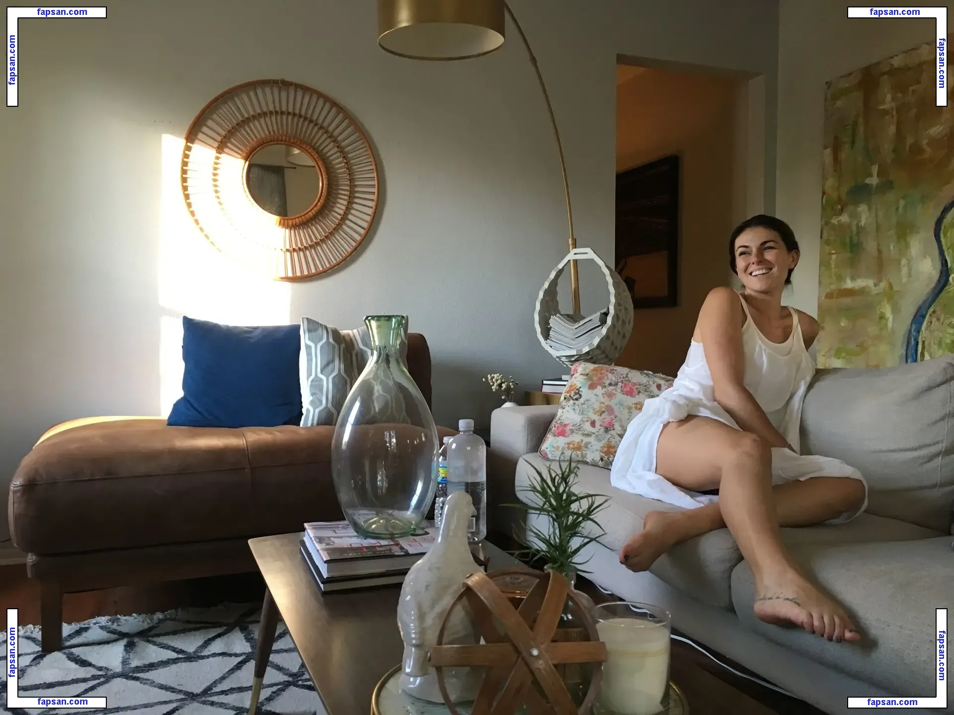 Serinda Swan nude photo #0408 from OnlyFans