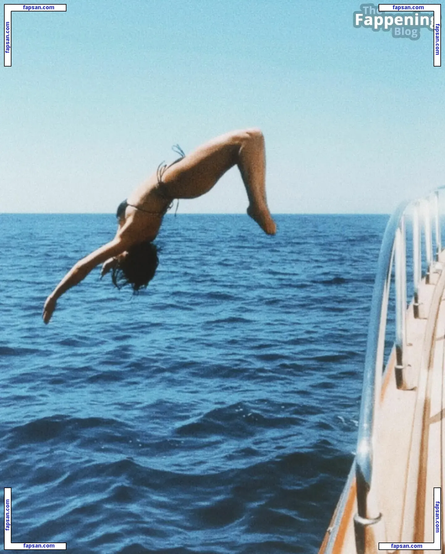 Serinda Swan nude photo #0521 from OnlyFans