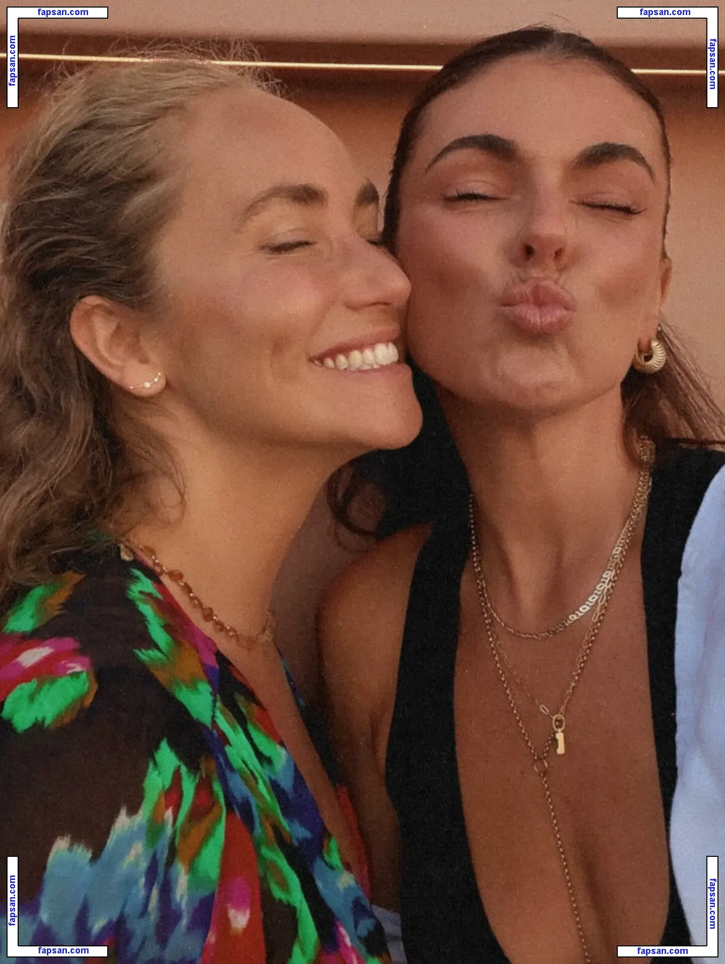 Serinda Swan nude photo #0610 from OnlyFans