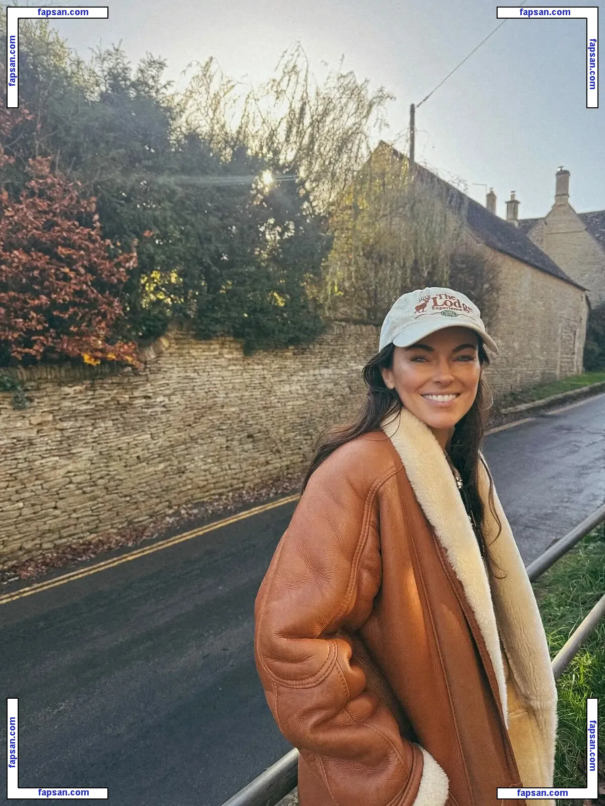 Serinda Swan nude photo #0615 from OnlyFans