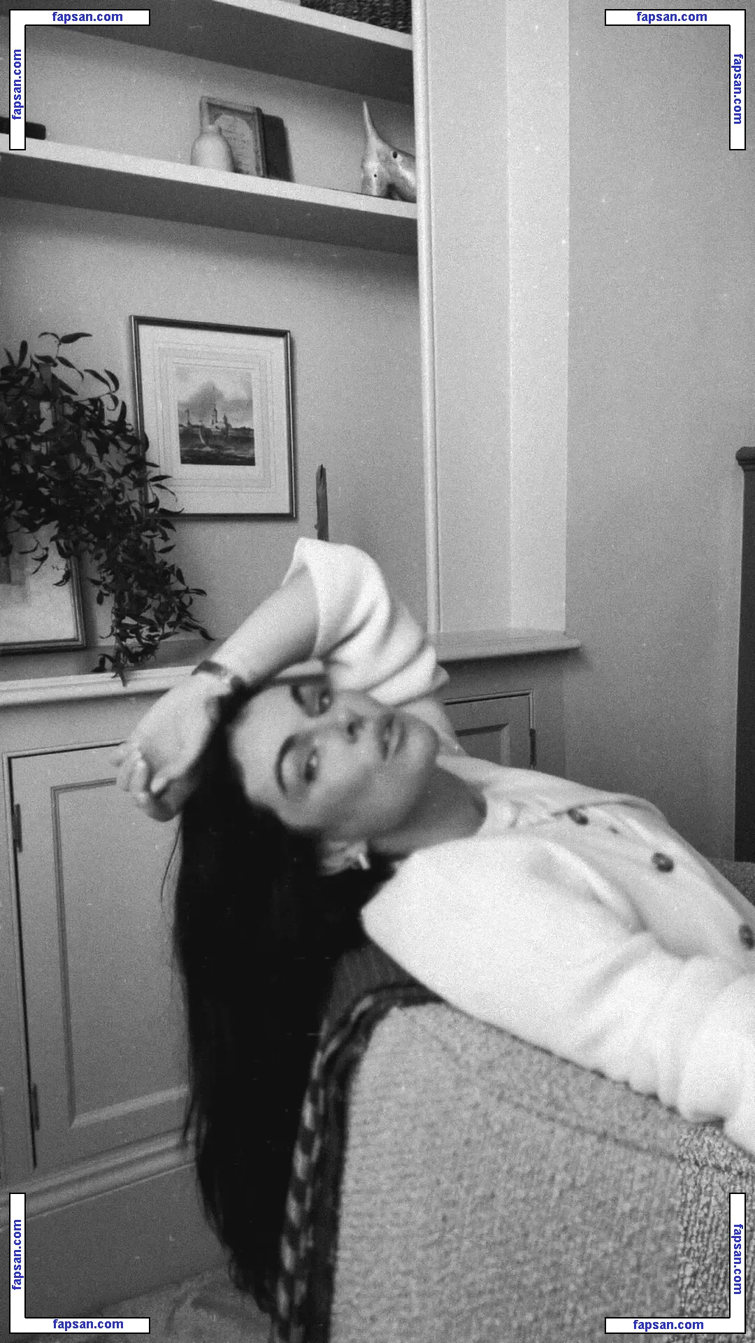 Serinda Swan nude photo #0617 from OnlyFans