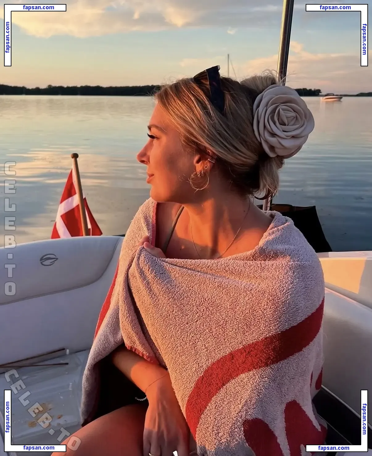 serineandersen nude photo #0004 from OnlyFans