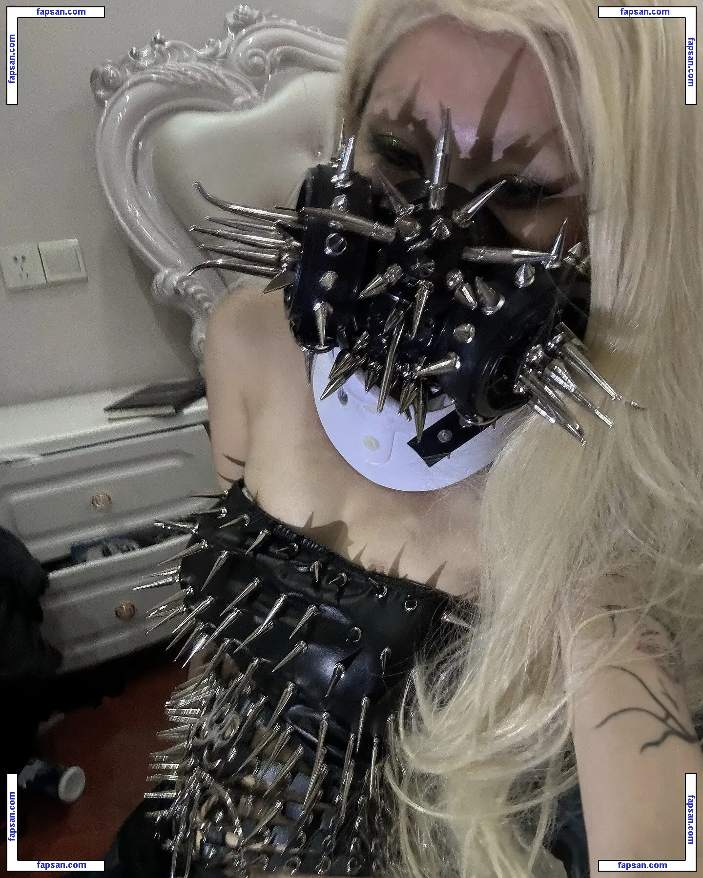 Sertraline Wolf nude photo #0013 from OnlyFans