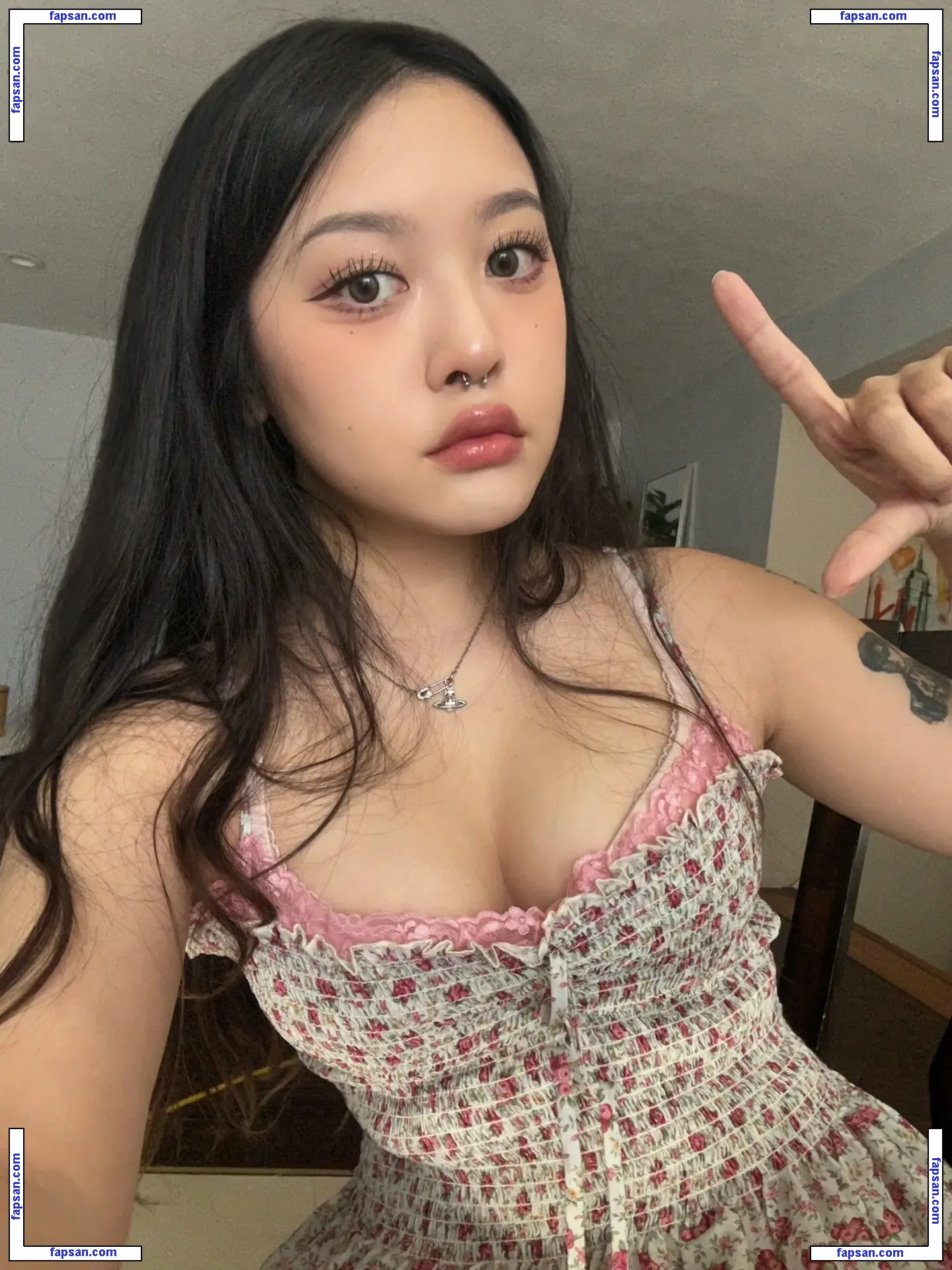 ServeYuzu nude photo #0004 from OnlyFans