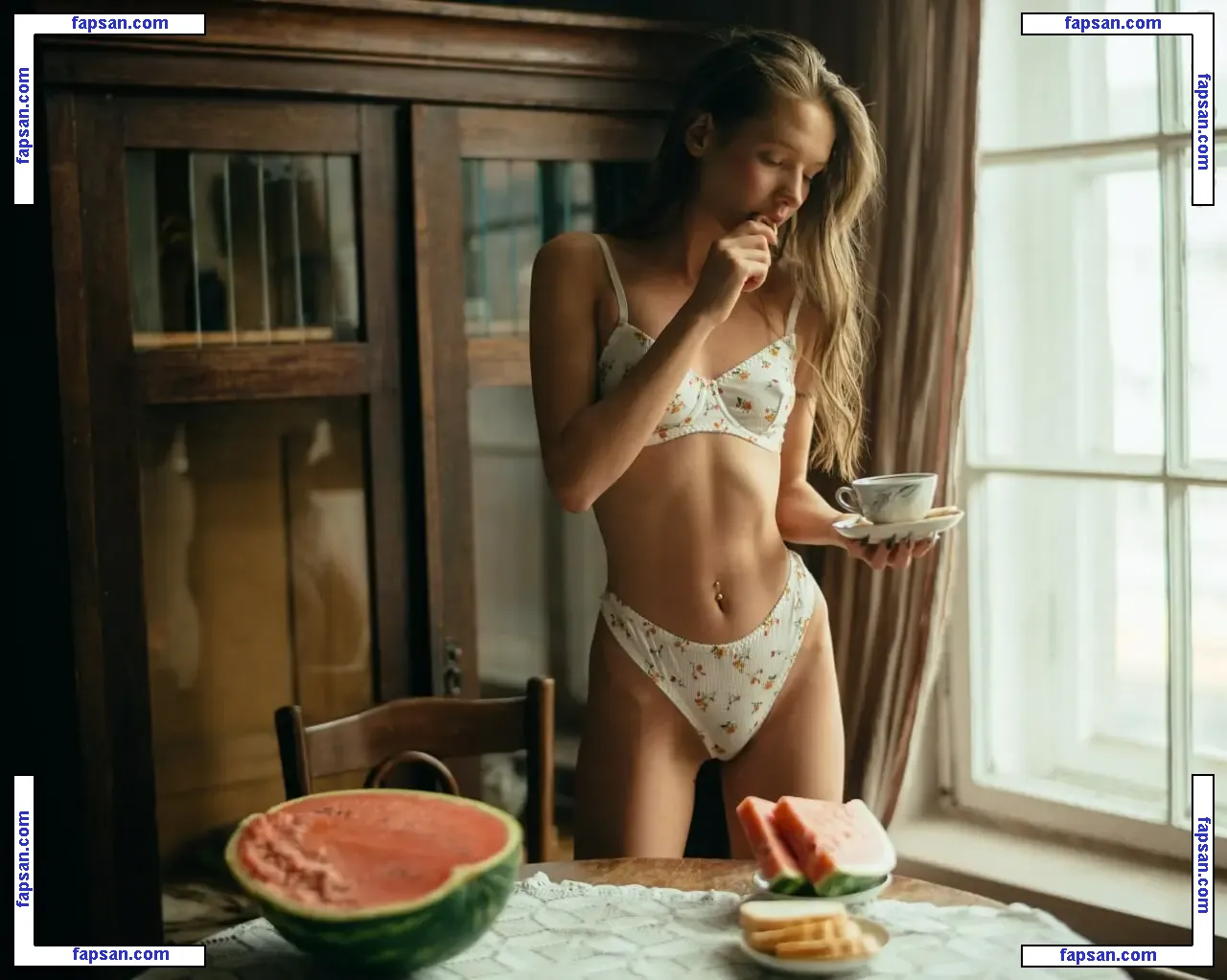 sexy.lesya nude photo #0014 from OnlyFans